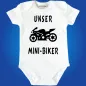 Preview: Babybody mit Spruch „Unsere Mini‑Bikerin“ und Motorrad