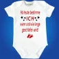 Preview: Baby‑Body mit frechem Eltern‑Spruch und modernem Design
