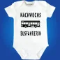 Preview: Baby‑Body „Hurra der Nachwuchs ist da“ mit Busmotiv