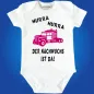 Preview: Babybody mit Truck‑Illustration und Nachwuchs Spruch