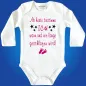 Preview: Baby‑Body mit humorvollem Familien‑Spruch