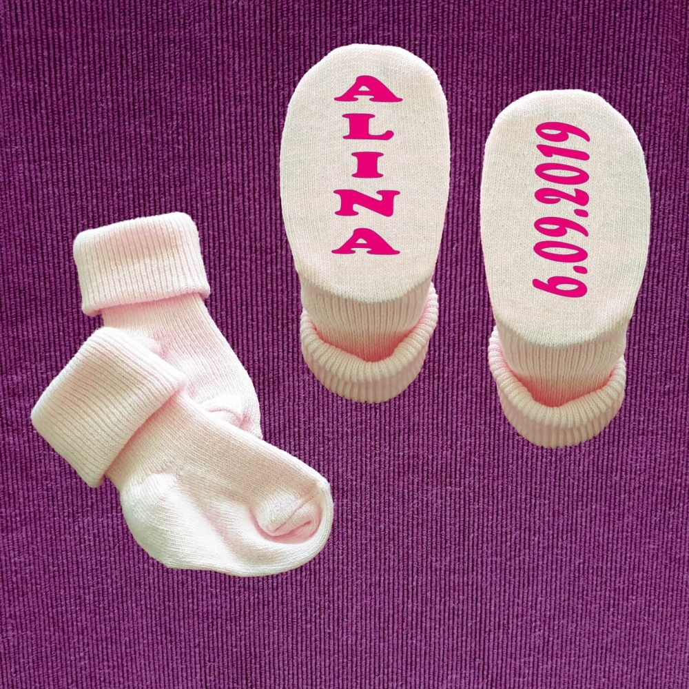 Babysocken mit Datum