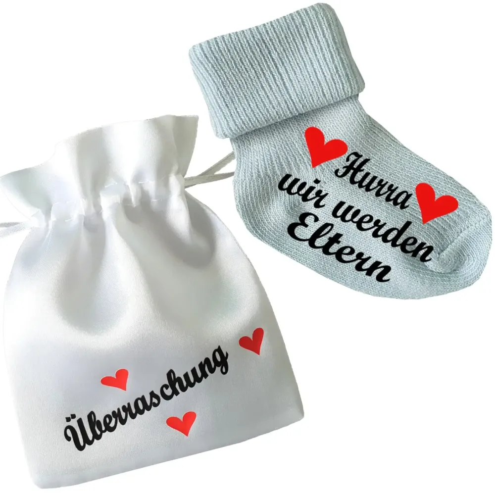 Preview: Babysocken mit Druck Wir werden Eltern