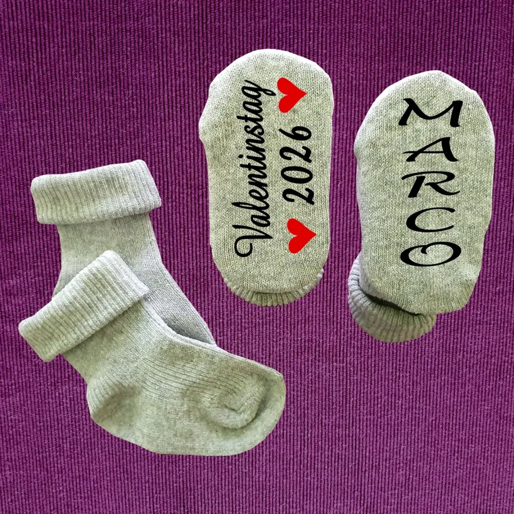 Babysocken zum Valentinstag