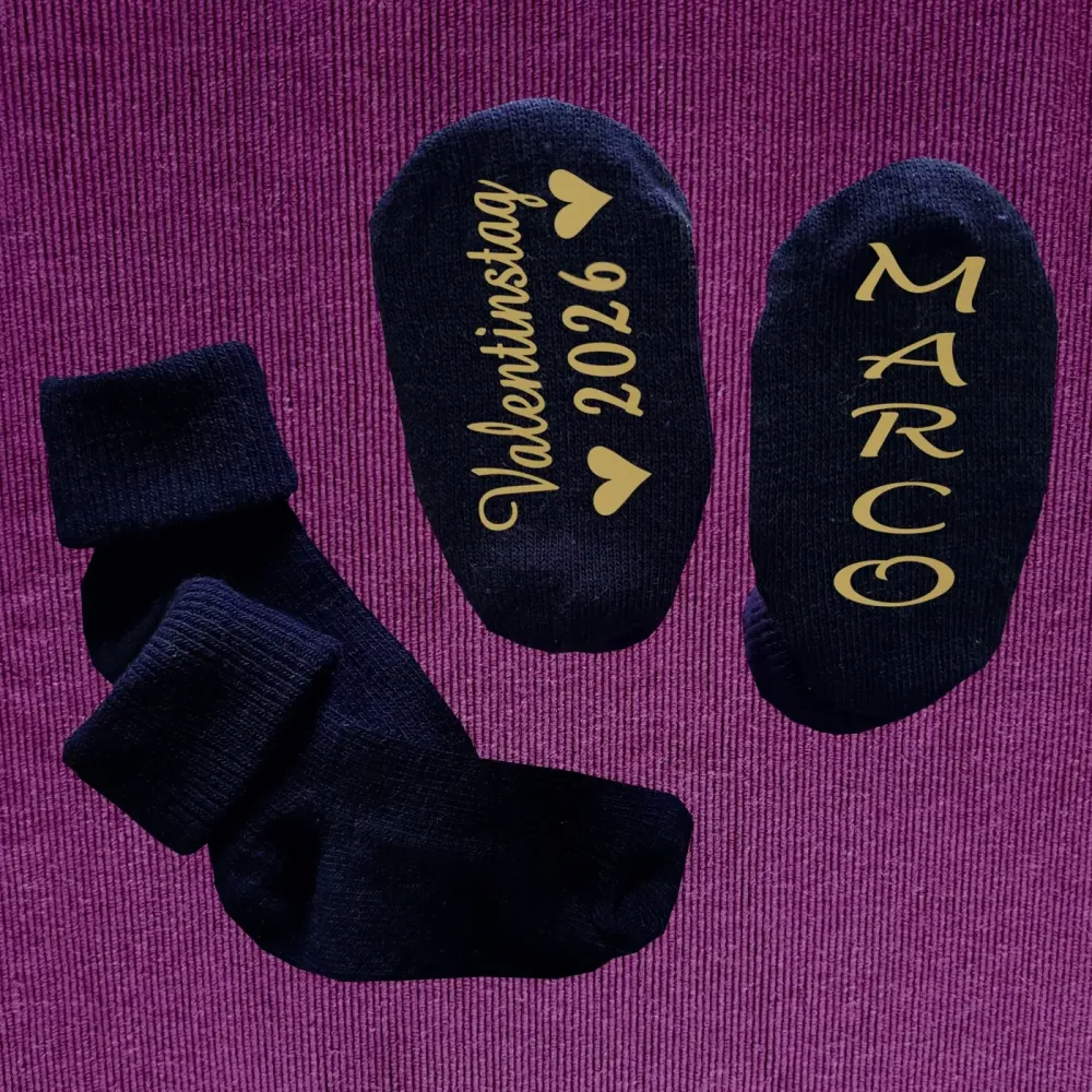 Babysocken zum Valentinstag