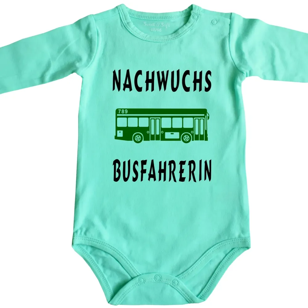 Preview: Babybody mit Bus‑Illustration und Nachwuchs Spruch