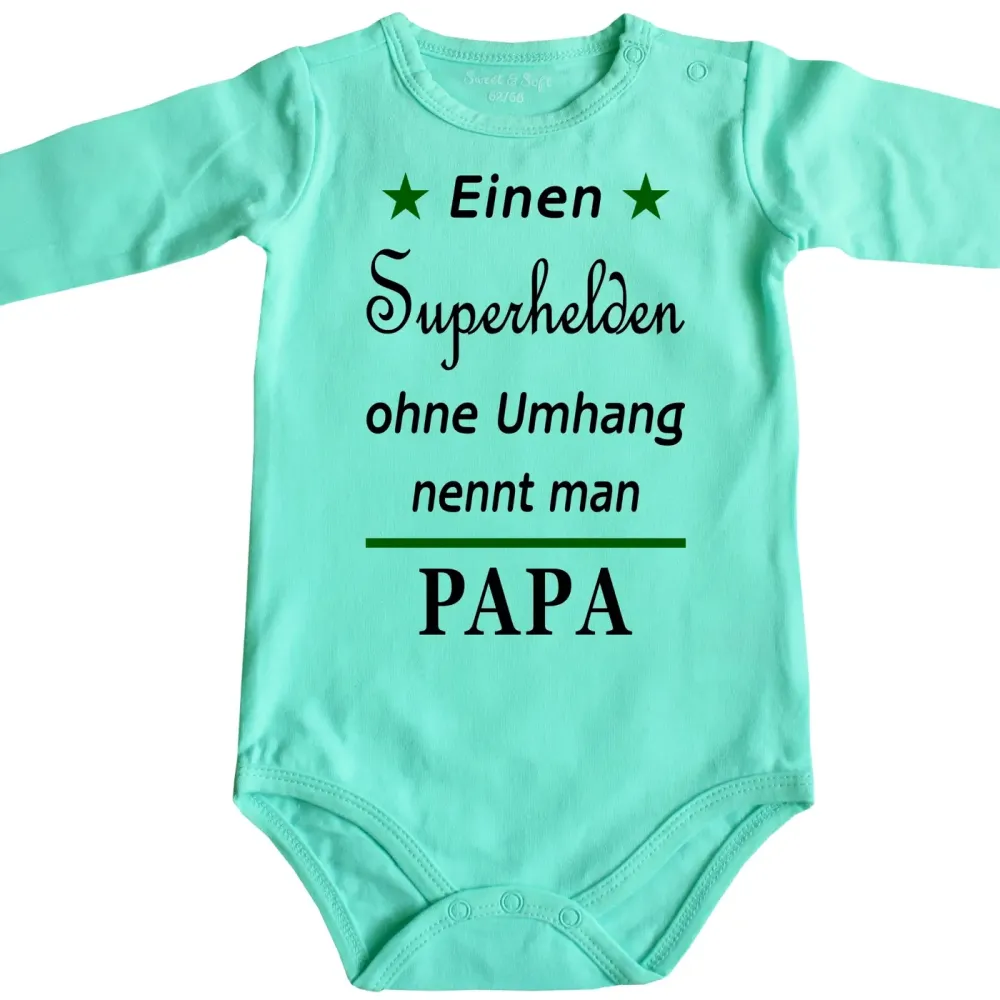 Baby‑Body Superheldin Spruch für Oma