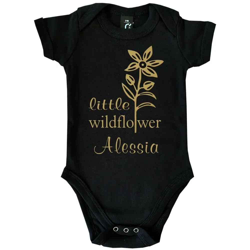 Preview: Baby‑Body mit floralem Design und Wunschname